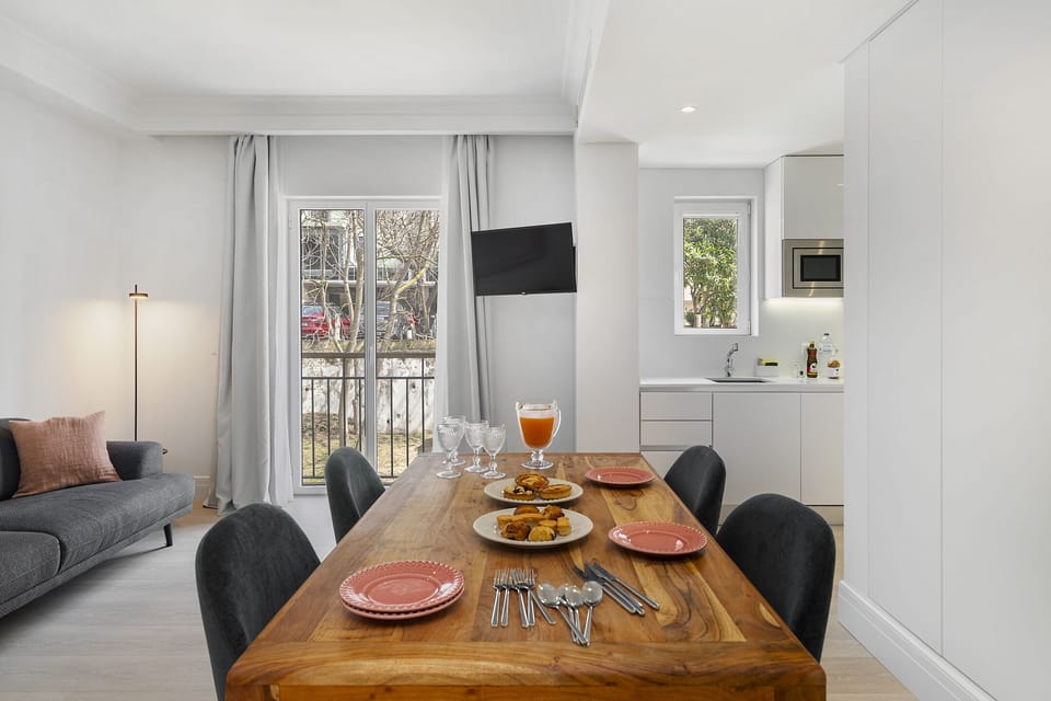 Superior Two Bedroom Apartment | Private kitchen | Full-size fridge, microwave, oven, stovetop