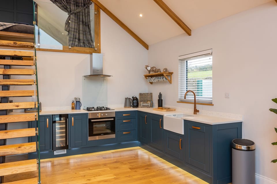 Fridge, dishwasher, electric kettle, toaster