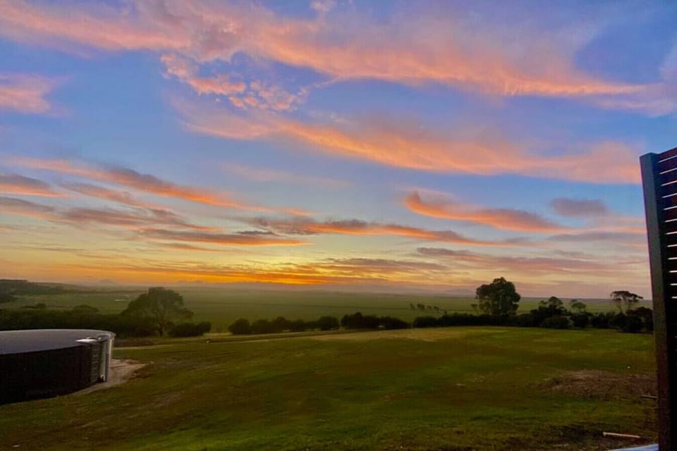 Sunrise across the Wamoon Retreat Property