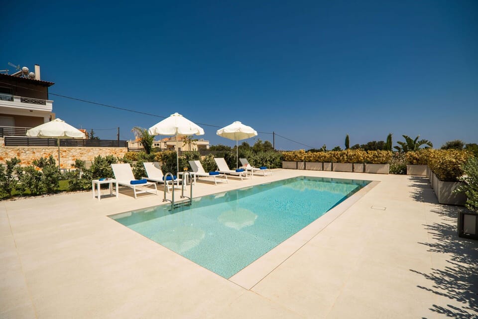 Garden, Outdoor, Pool