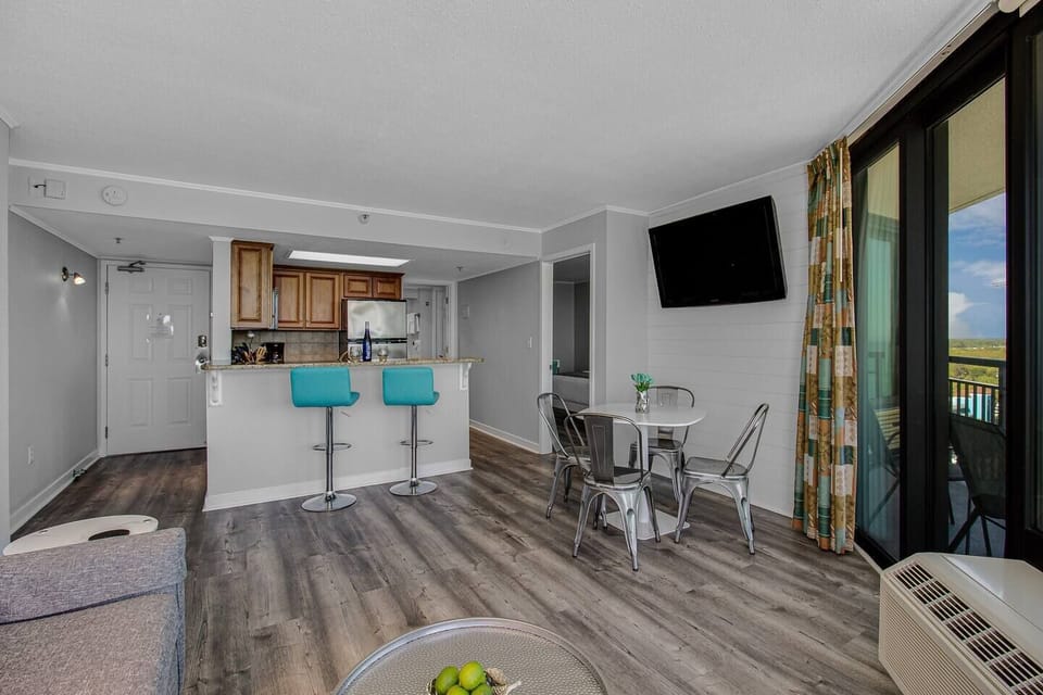Intelligently designed interior for your convenience