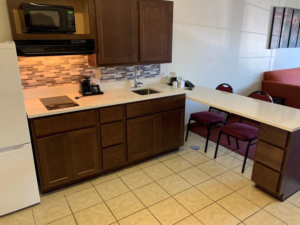  2 Queen Beds with Sofa/Kitchenette Non-Smoking  | Private kitchenette | Full-size fridge, microwave, stovetop, coffee/tea maker