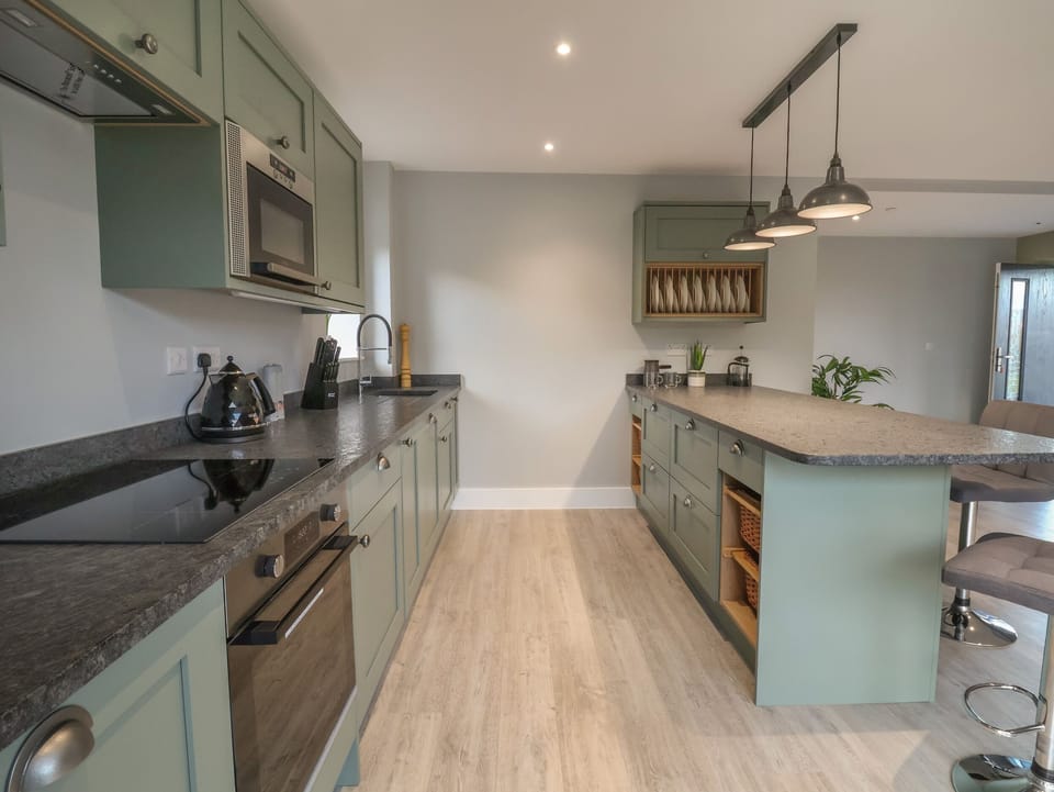 Fridge, dishwasher, electric kettle, toaster