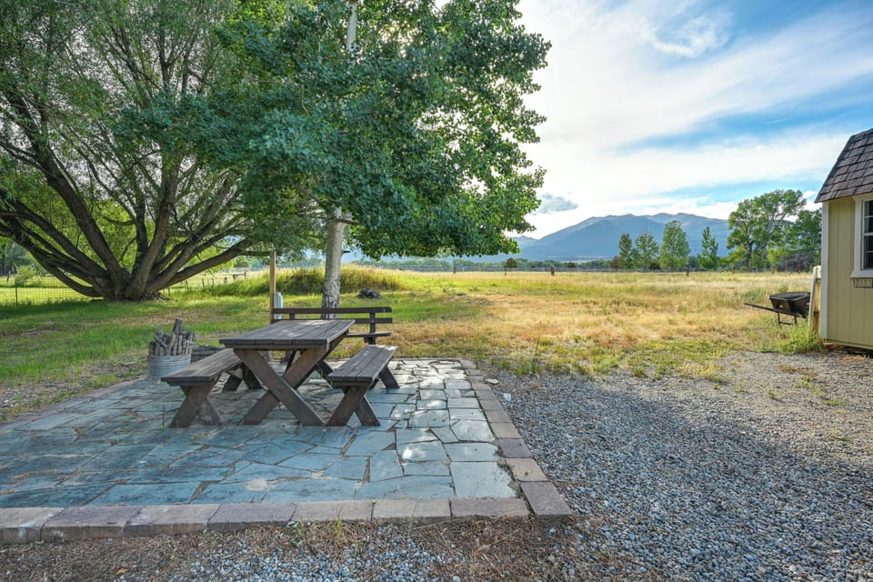 Outdoor Dining Area