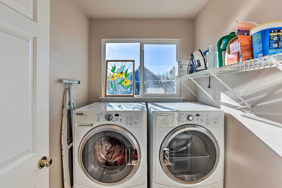 Laundry Area \ Washer/Dryer | Laundry Detergent | Iron/Board