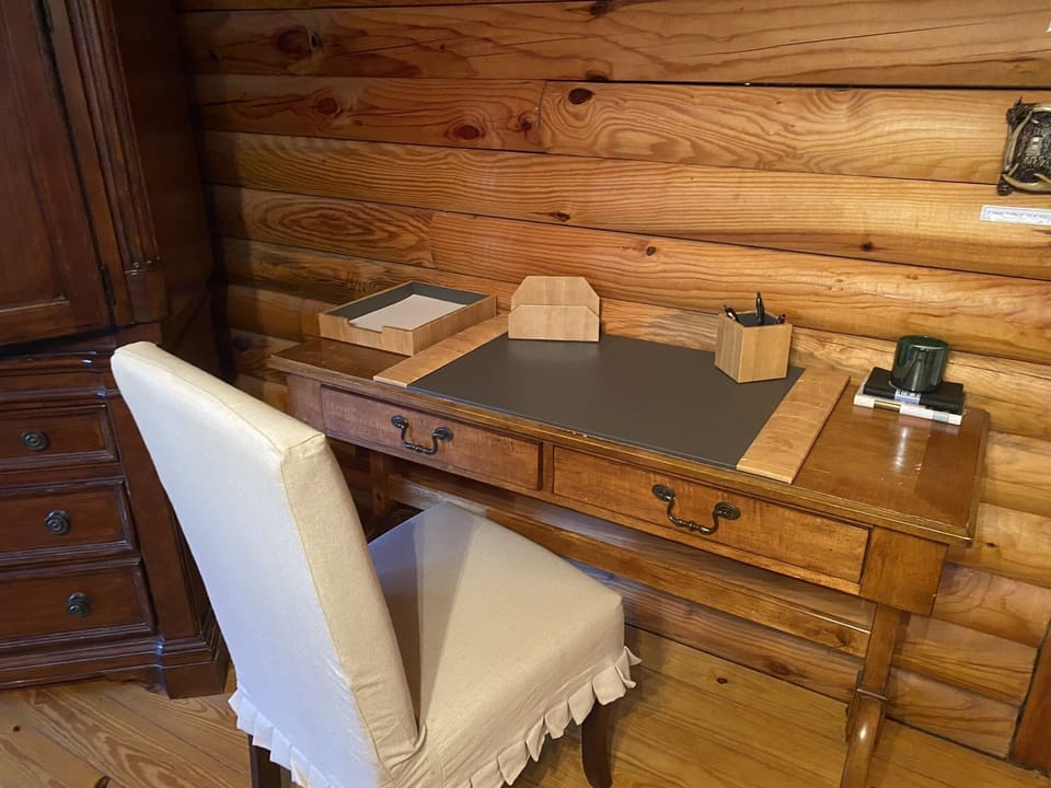Office area great internet access and a wireless printer. Just bring your laptop