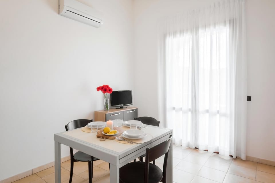 Living and dining room