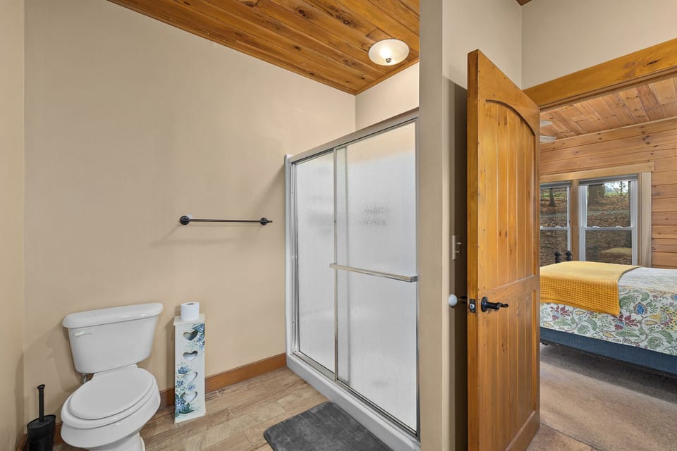 Private Full Bath