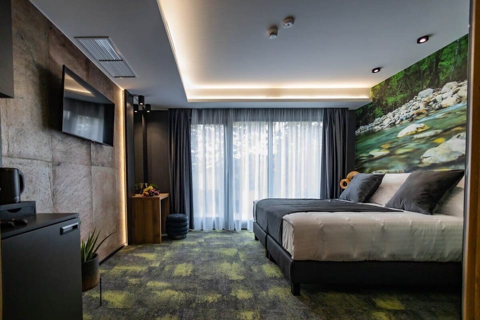Panoramic Room, Non Smoking | In-room safe, blackout drapes, travel crib, WiFi (free)