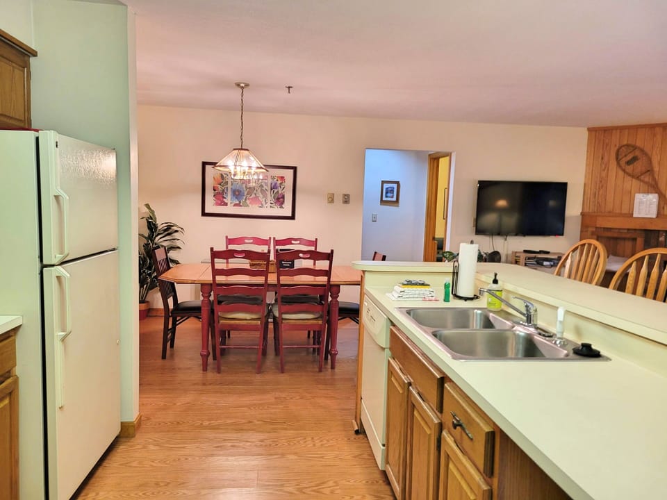 Kitchen to dining area