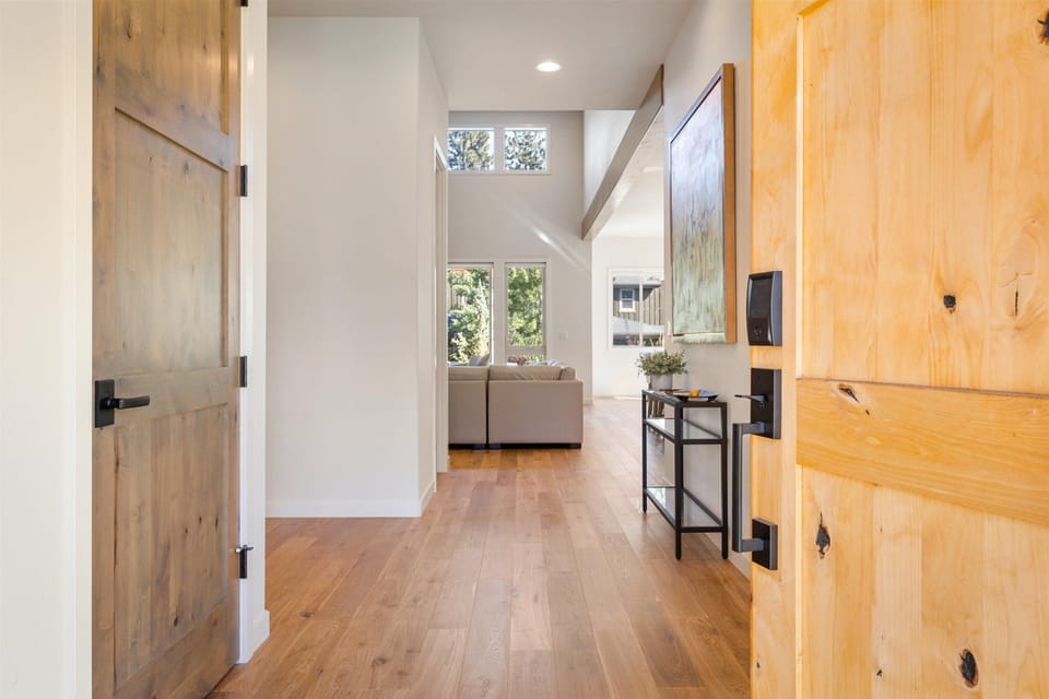 23fbcdb1-142c-403f-8456-93d47af2d7d0