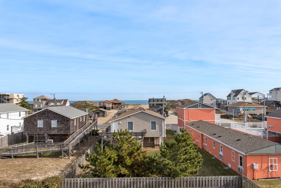 KDS3633: Another Day In Paradise | Top Level Deck View