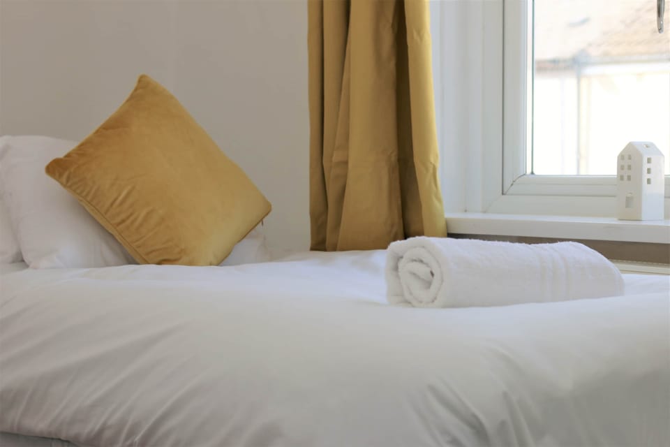 Pink Room (5)