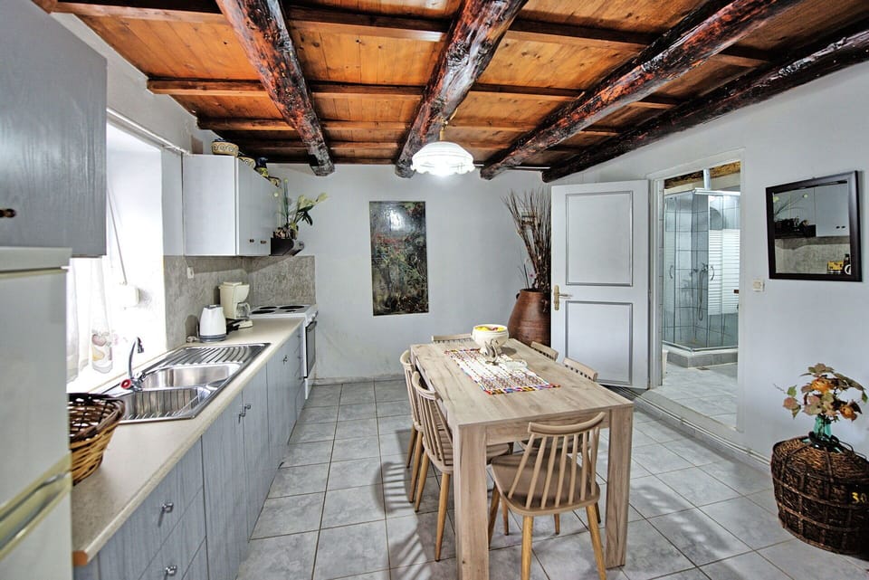 Dining Room, Kitchen