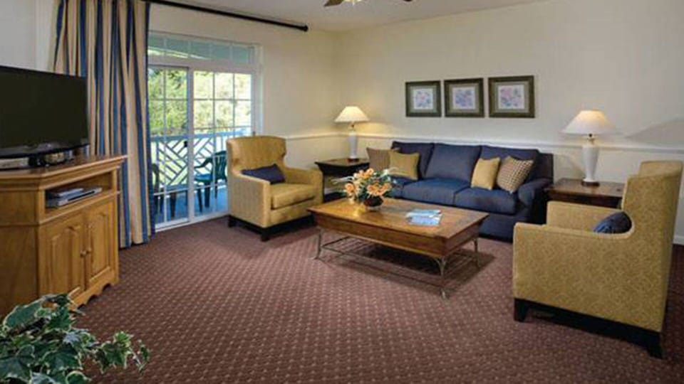 Unit may vary in layout, view, floor, and decor. 