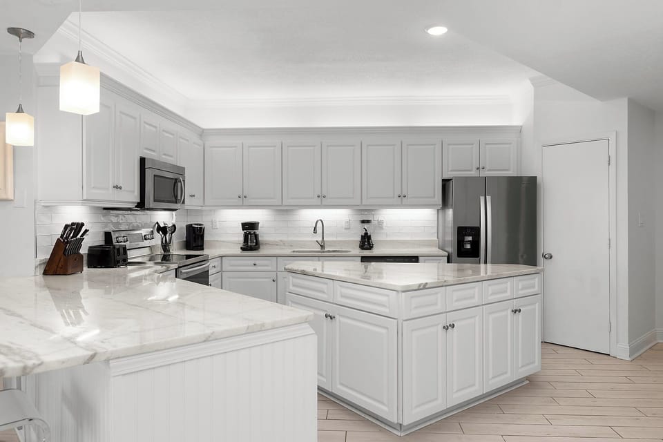 Fully Equipped Kitchen with Stainless Steel Appliances