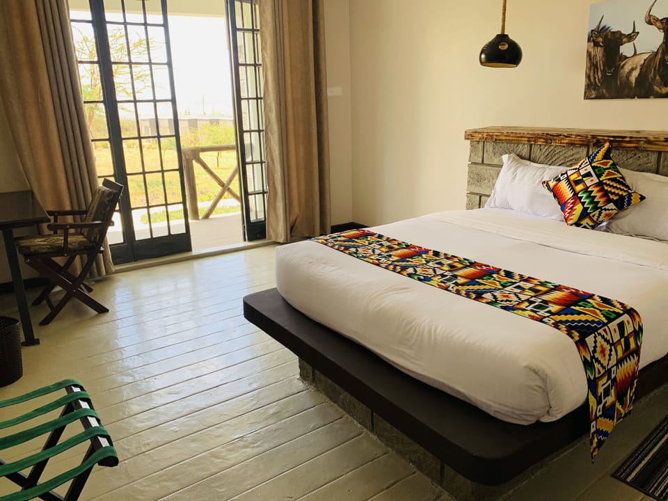 Executive Room | Individually decorated, individually furnished, desk, laptop workspace