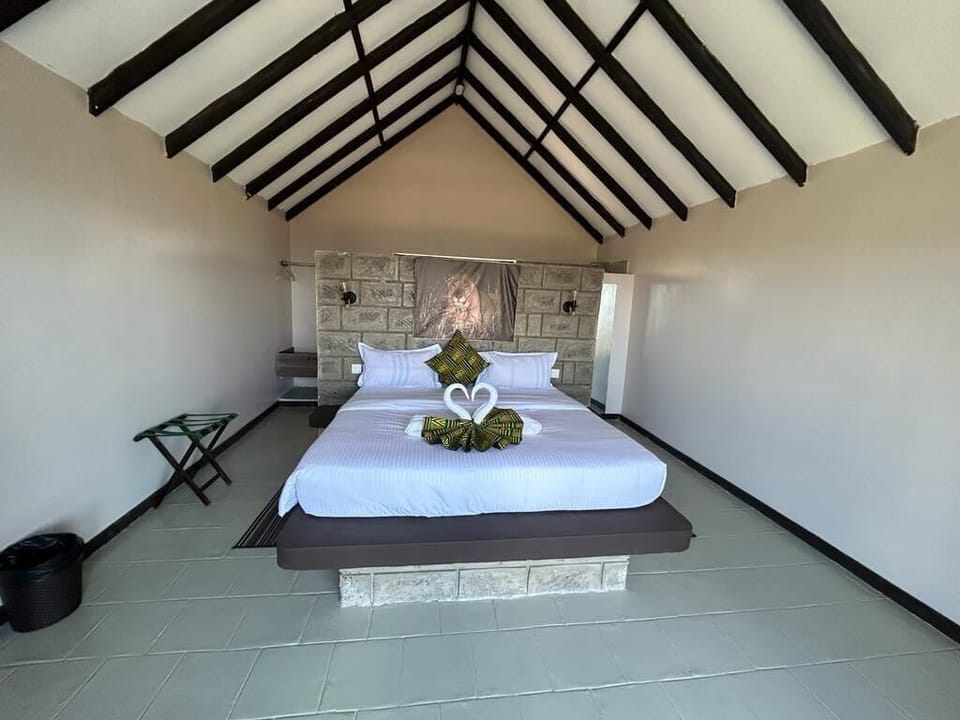 Executive Room | Individually decorated, individually furnished, desk, laptop workspace