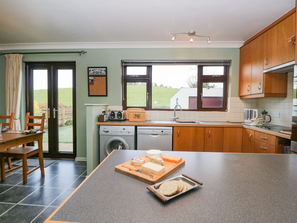 Fridge, dishwasher, electric kettle, toaster