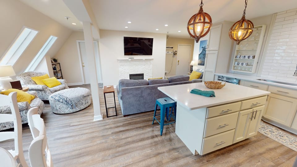 Indoors, Home Decor, Floor, Furniture, Living Room