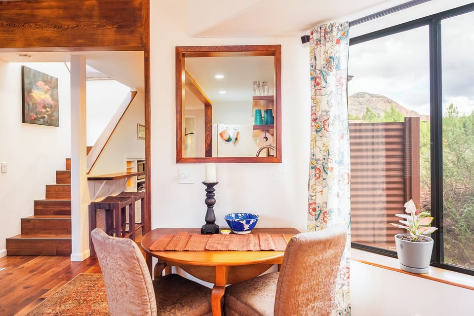 Dining Area (can be opened up to seat 4)