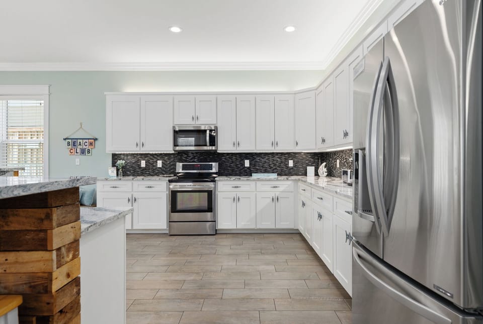 House, Multiple Beds, Pool Access, Beach View | Private kitchen | Toaster