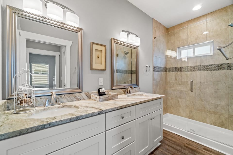 Amazing New 3br/2ba Laguna Beach! / 6p Golf Cart: 2 Mins to Beach/west PCB House in Laguna Beach