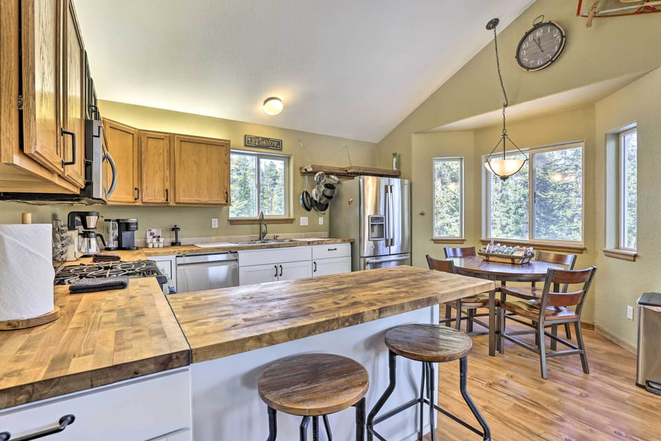 Kitchen | Main Floor | Dishware & Flatware | French Press | Toaster | Spices