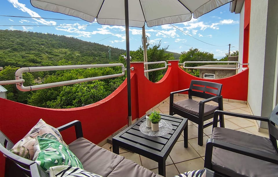 balcony-terrace