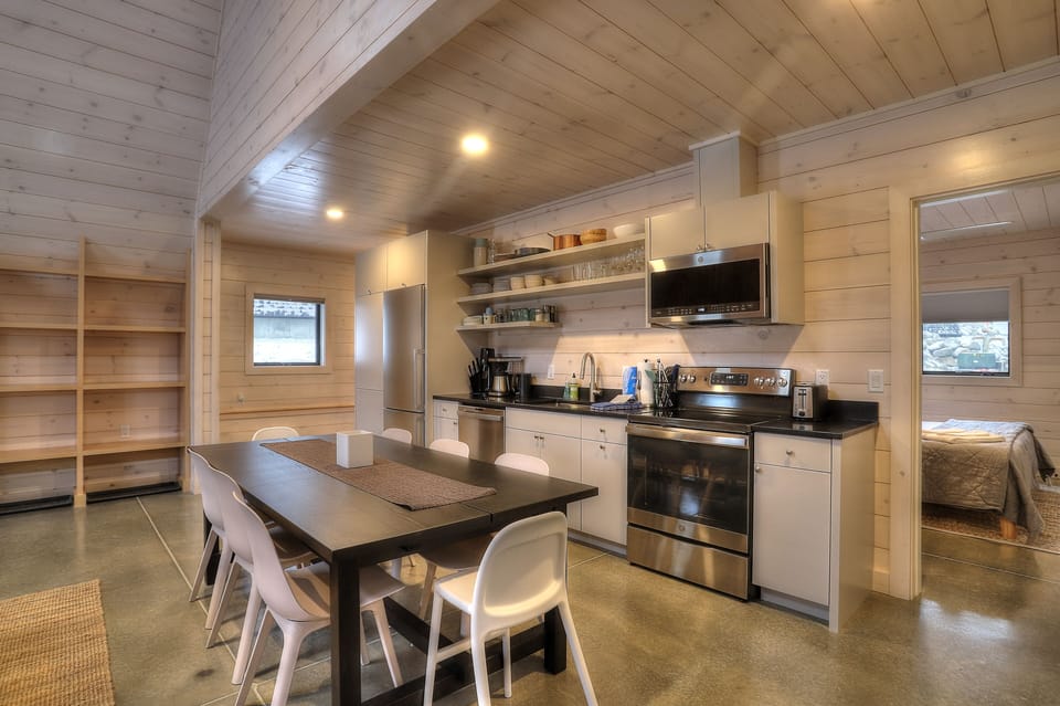 Kitchen and dining area
