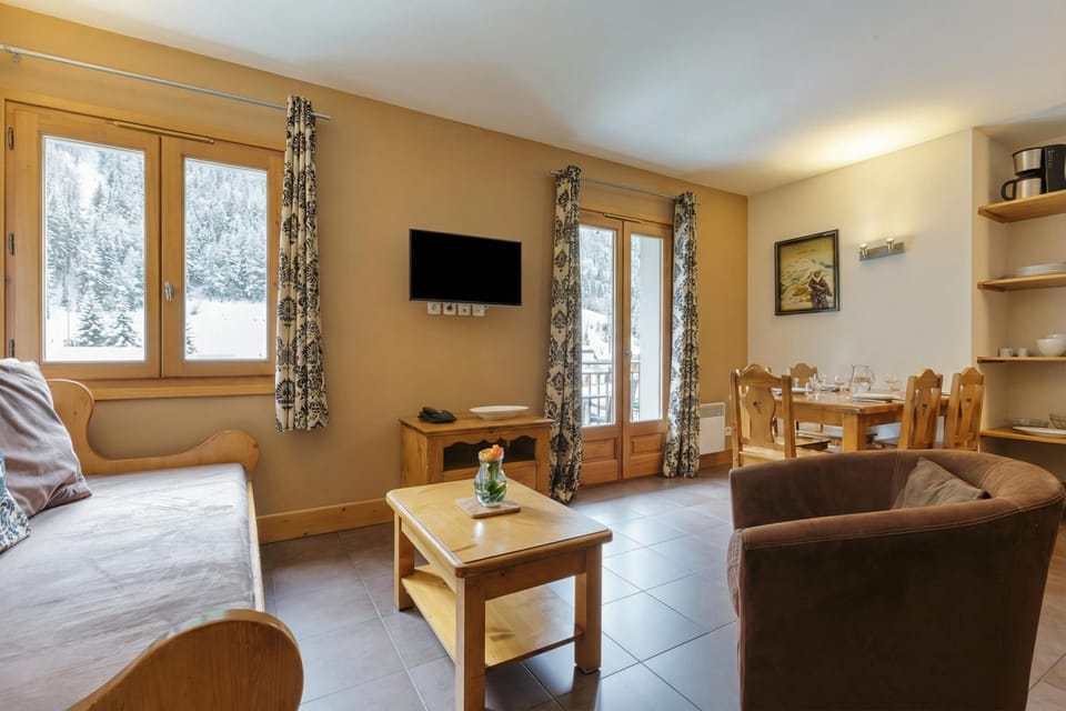 Living and dining room