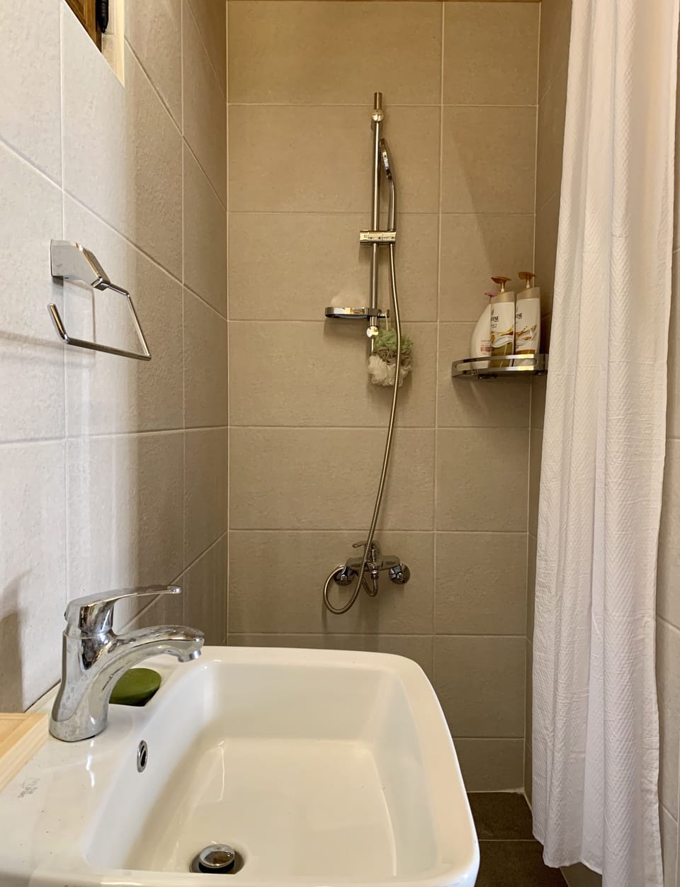 Shower, free toiletries, hair dryer, slippers