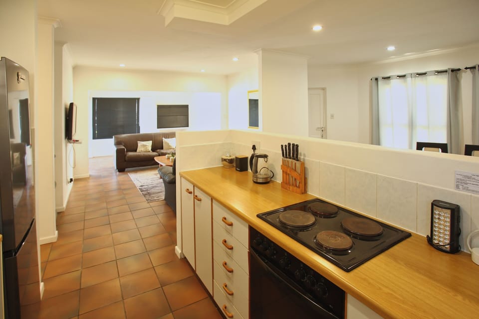 Family House | Private kitchen | Dining tables