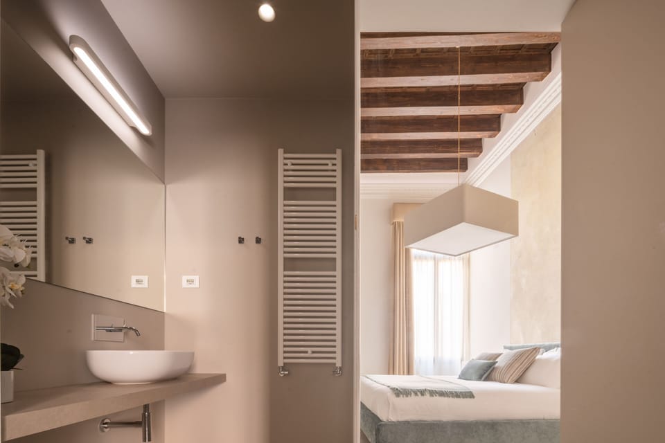 Suite (Junior Suite Dalia canal view) | Premium bedding, down comforters, memory foam beds, minibar