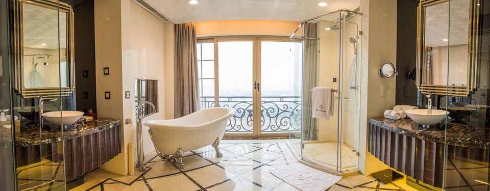 Castle Suite | Bathroom | Separate tub and shower, designer toiletries, hair dryer, bathrobes