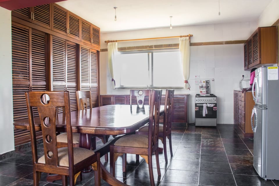 Apartment | Dining