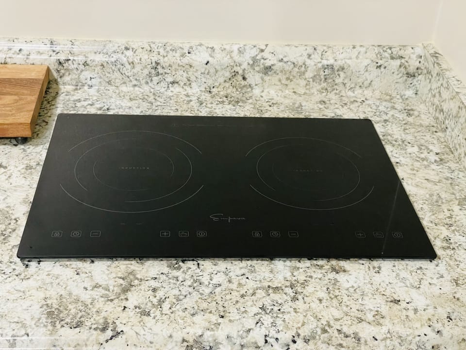 2 Burner Cook Top
** Cook Top Instructions In Listing