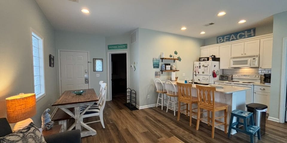 Kitchen and dining room table