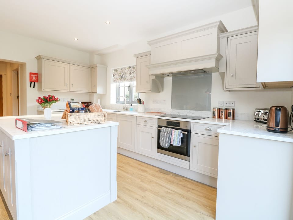 Fridge, dishwasher, electric kettle, toaster
