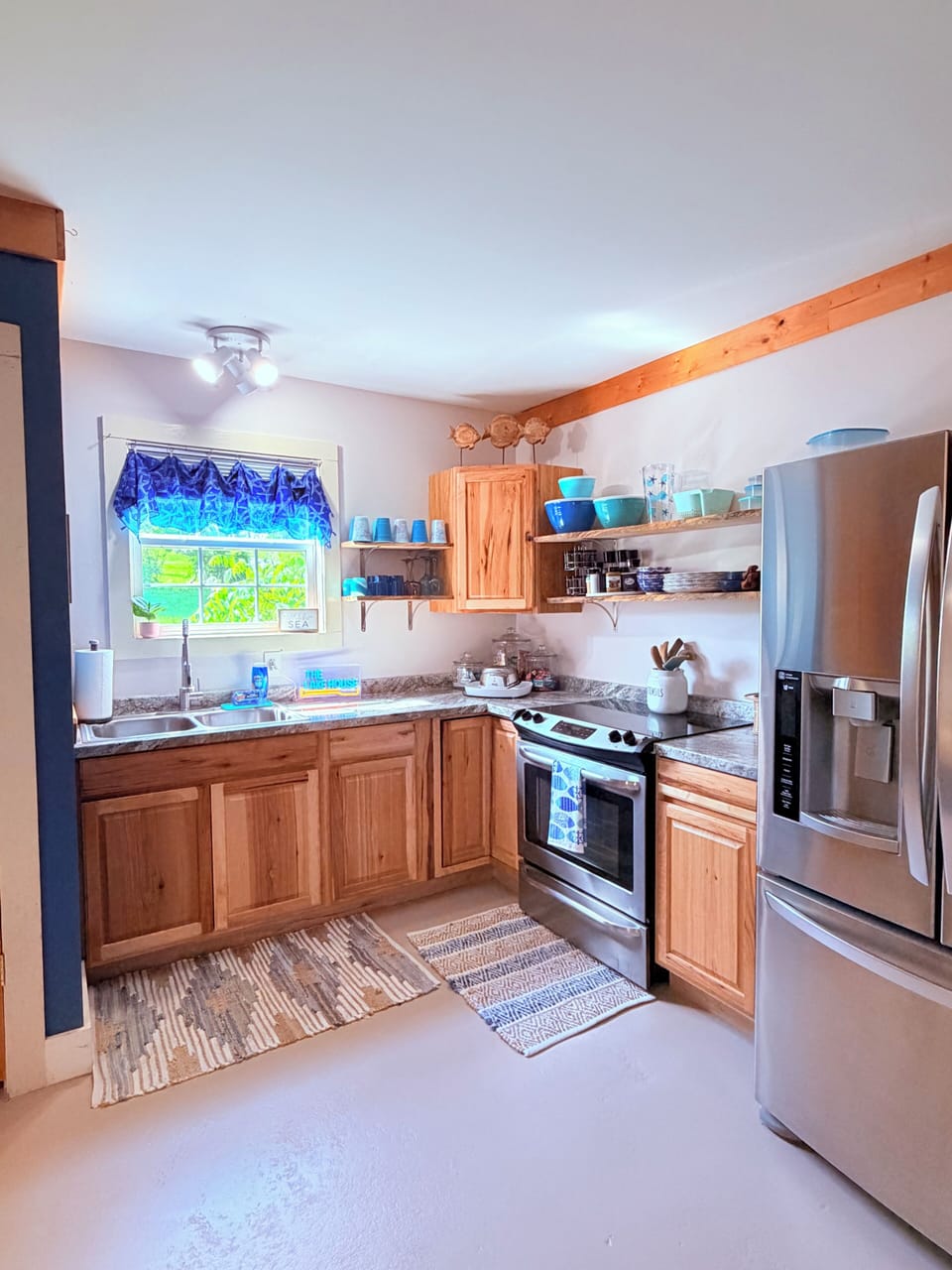 Fully stocked kitchen 
