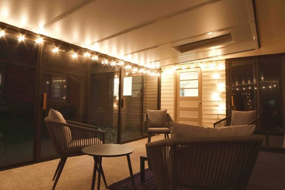 All Seasons Room (2)