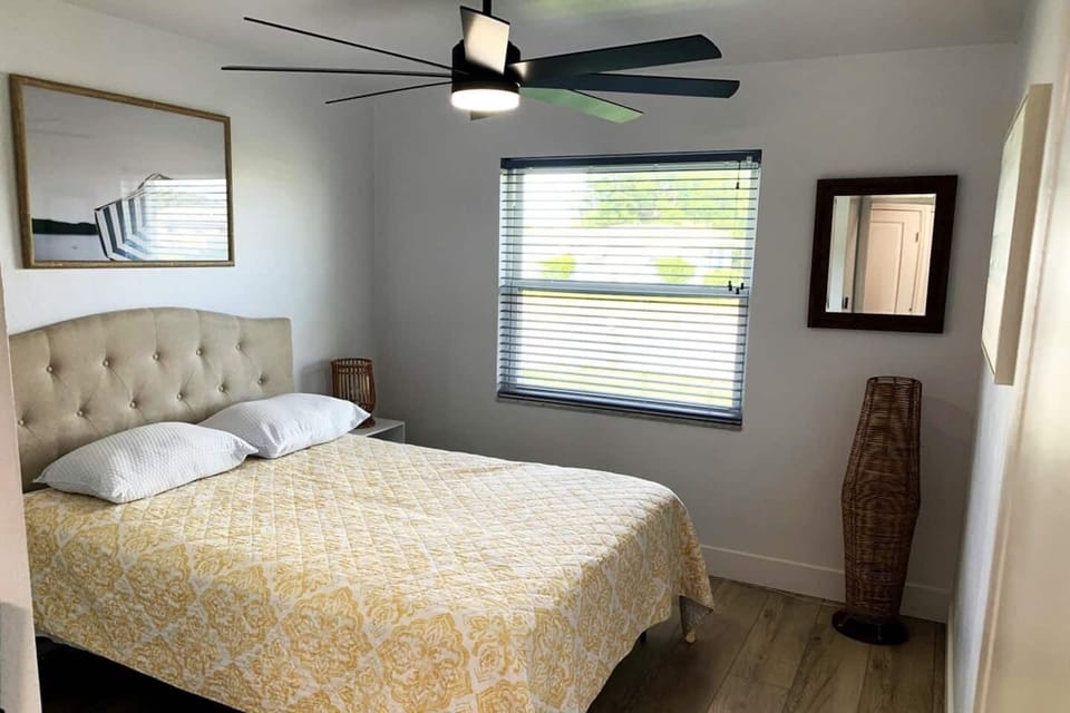 Bedroom 1 - Large bedroom. 12'x11' with 6' closet
Ceiling fan with remote
Private entrance to hallway- Shares Bathroom with Bedroom #2
