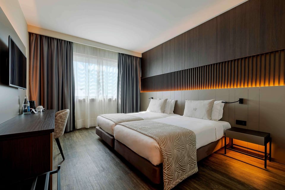 Minibar, in-room safe, desk, soundproofing