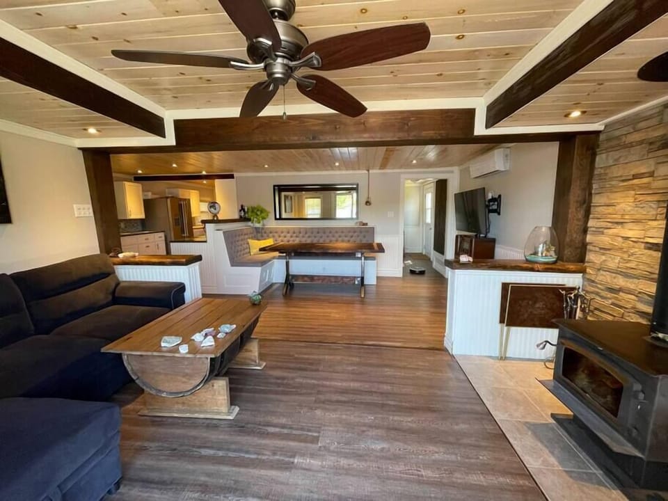 Living Room (1)