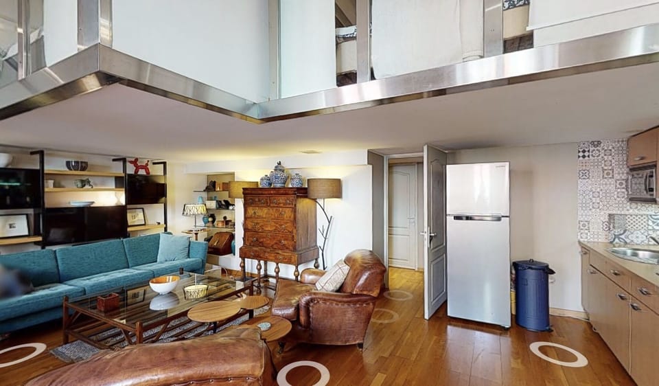 Door ways from North to South side sitting rooms crossing private hall/entrance