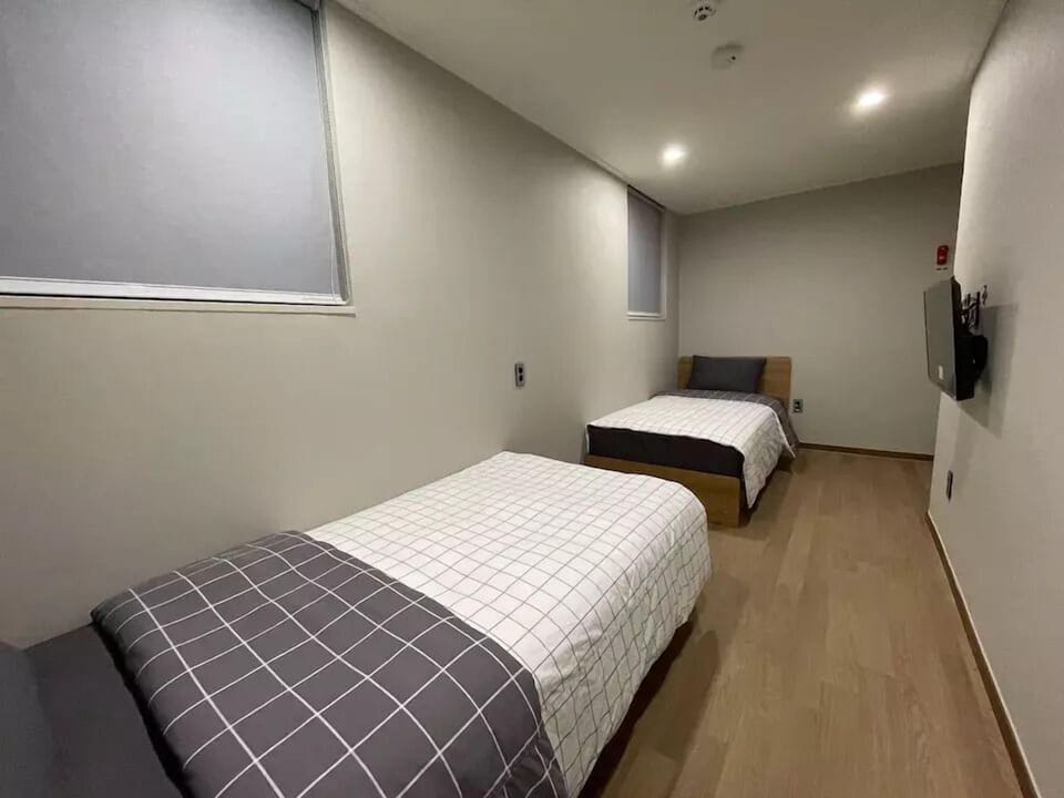 Economy Twin Room (non-Korean nationals only) | Iron/ironing board, free WiFi, bed sheets