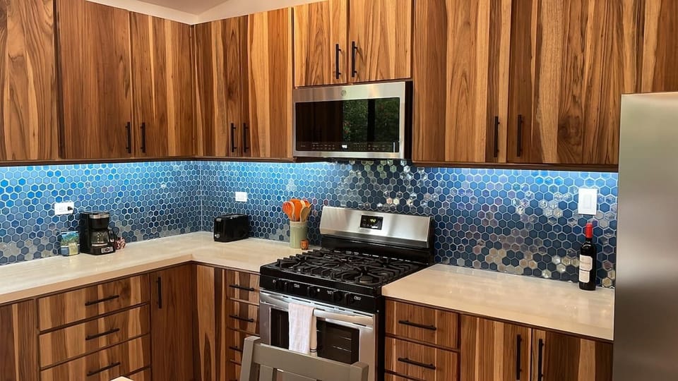  luxurious, elegantly designed kitchen space