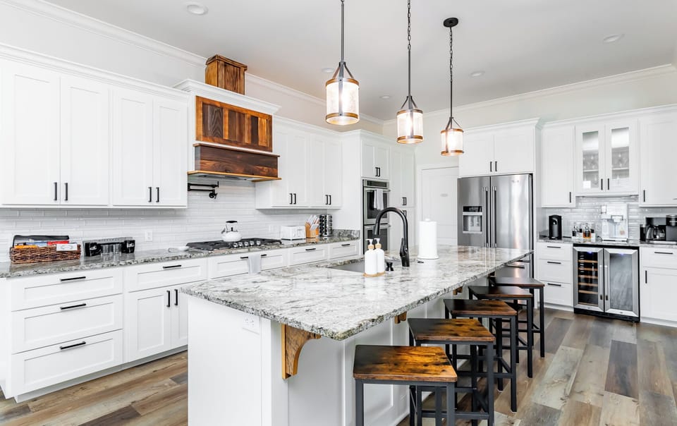 Start the morning together around the oversized kitchen island, with plenty of counter space and seating for coffee, breakfast, or a relaxed drink before your next Bourbon Trail stop.