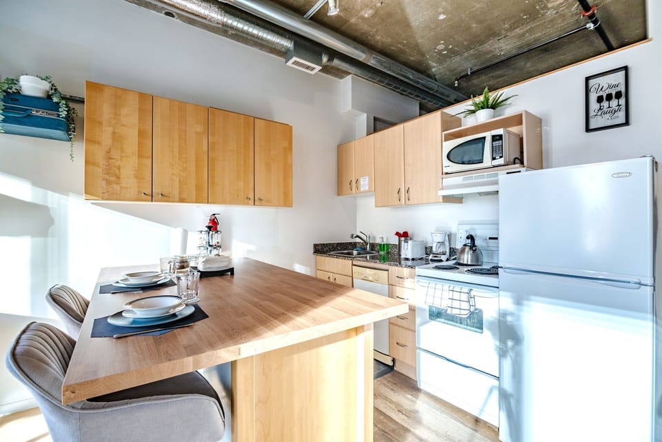 Cozy and well equipped kitchen for a clean cooking experience
