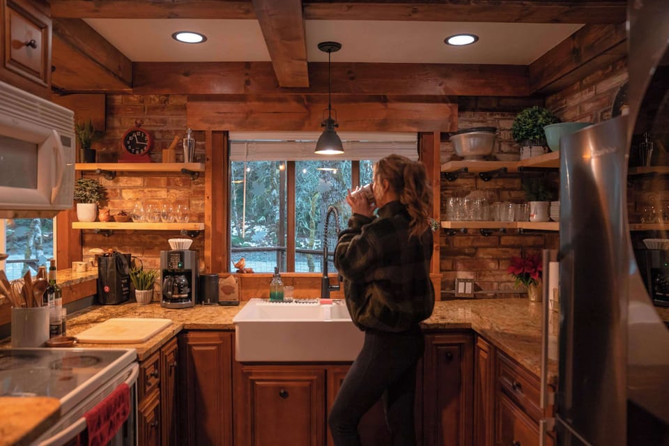 Large fully stocked country kitchen 
